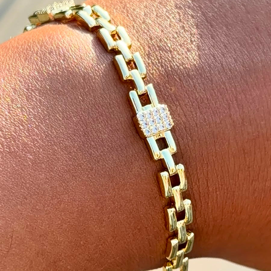 Paper Link Bracelet
